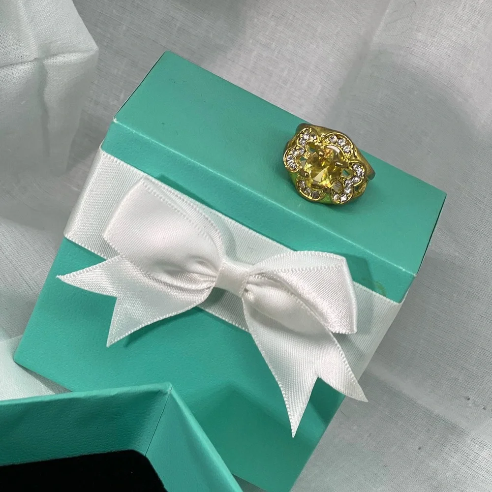 Gorgeous Big Statement Ring Vintage Deadstock 90s Glam